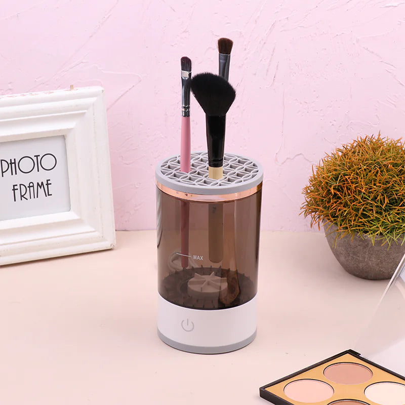 GlamGlow Makeup Brush Cleaner